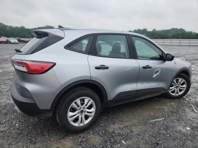 1FMCU0F61NUB18051 - 2022 FORD ESCAPE S SILVER photo 3