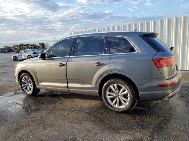 WA1LAAF7XHD028939 - 2017 AUDI Q7 PREMIUM PLUS ნაცრისფერი ფოტო 2