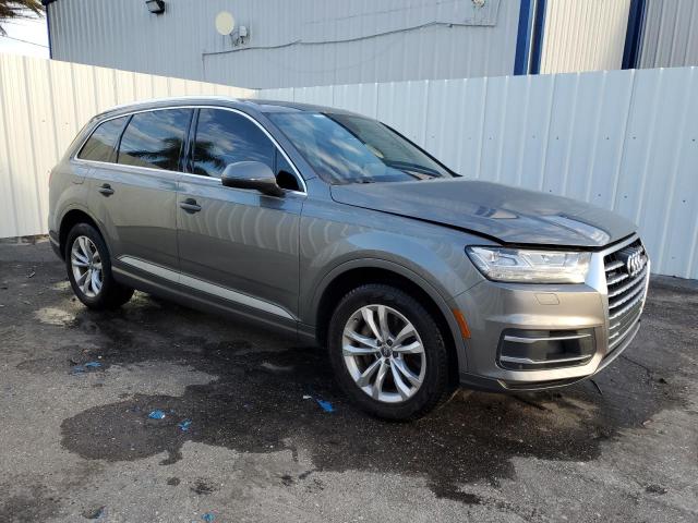 WA1LAAF7XHD028939 - 2017 AUDI Q7 PREMIUM PLUS ნაცრისფერი ფოტო 4