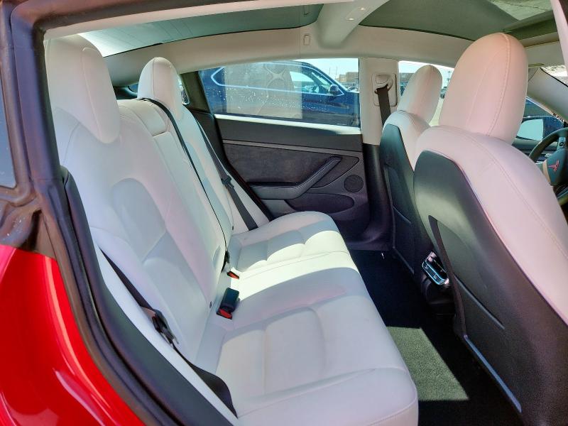 5YJ3E1EC4NF348464 - 2022 TESLA MODEL 3 红色 照片 11