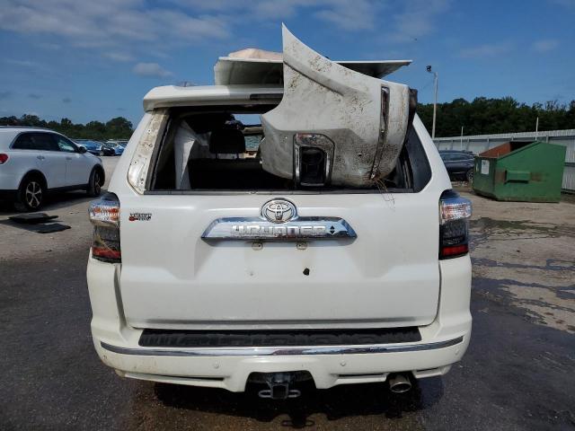 JTEZU5JR2J5165232 - 2018 TOYOTA 4RUNNER SR5 白色 照片 6