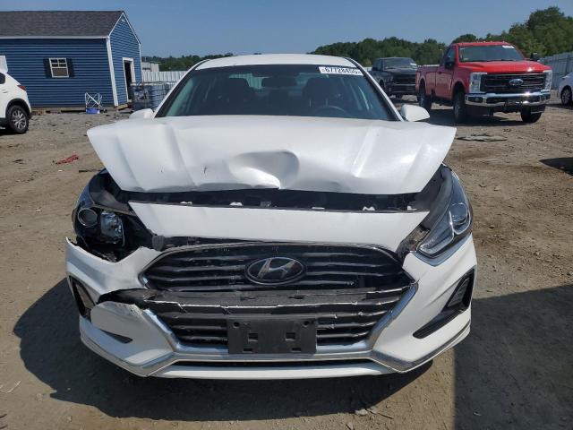 5NPE24AF4KH809291 - 2019 HYUNDAI SONATA SE Weiß Foto 5