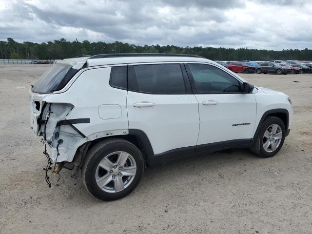 3C4NJCBB1NT228943 - 2022 JEEP COMPASS LATITUDE WHITE photo 3