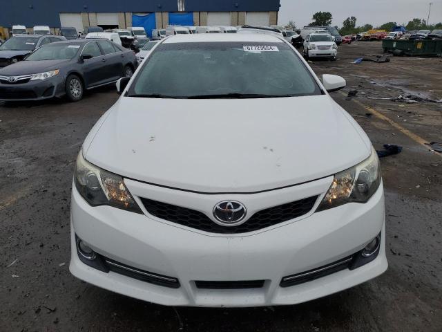 4T1BF1FK1DU670026 - 2013 TOYOTA CAMRY L SILVER photo 5