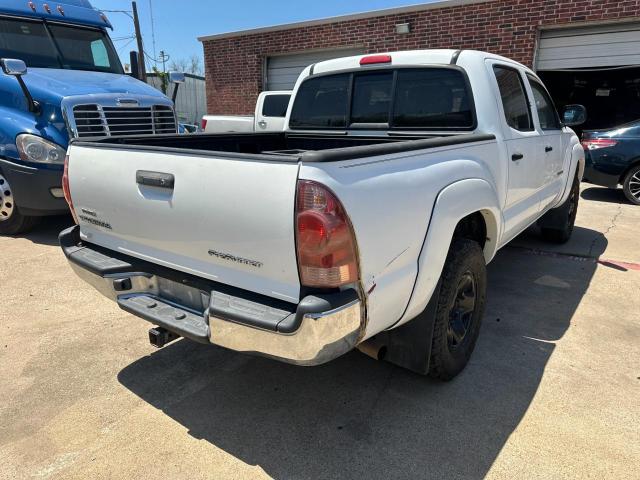 3TMJU62N86M018045 - 2006 TOYOTA TACOMA DOUBLE CAB PRERUNNER WHITE photo 4