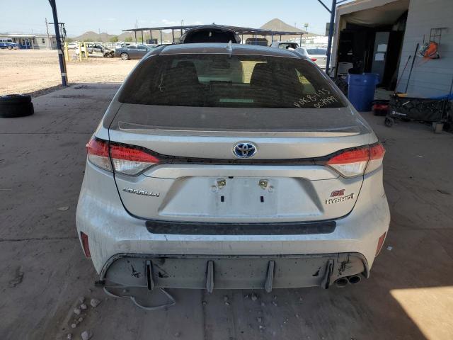 JTDBDMHEXRJ007999 - 2024 TOYOTA COROLLA LE Gümüş fotoğraf 6