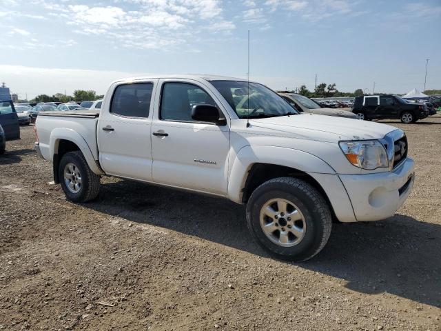 3TMJU62N37M036261 - 2007 TOYOTA TACOMA DOUBLE CAB PRERUNNER WHITE photo 4