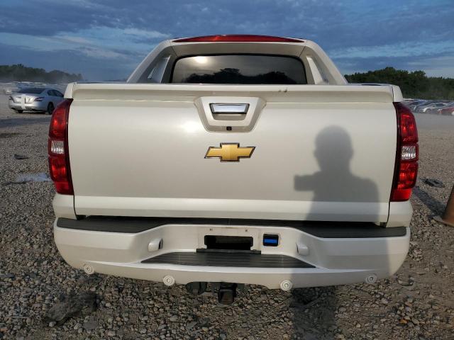 3GNMCGE05DG371111 - 2013 CHEVROLET AVALANCHE LTZ CREAM photo 6