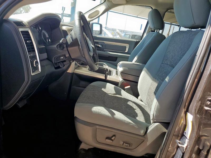 3C6UR5DJ8HG558944 - 2017 RAM 2500 SLT 灰色 照片 7