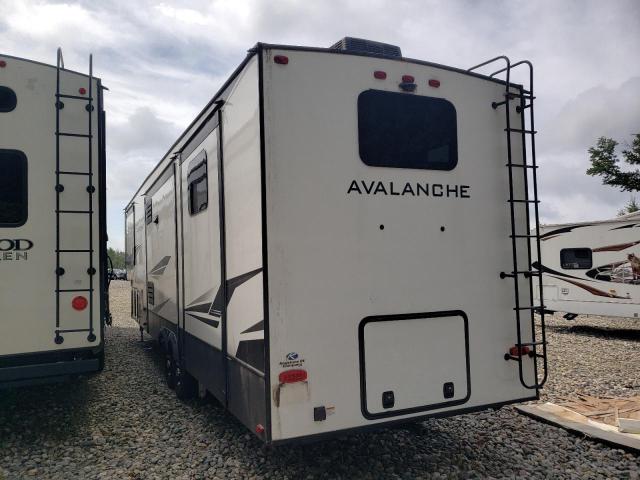 4YDF37821ME760900 - 2021 KEYSTONE AVALANCHE თეთრი ფოტო 3