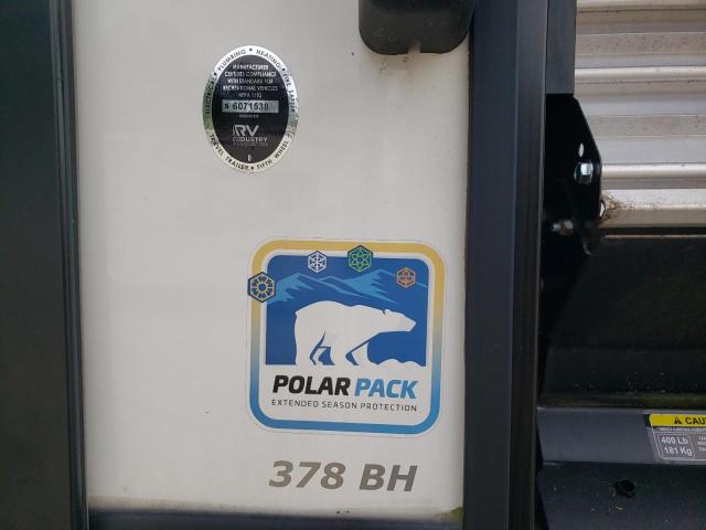 4YDF37821ME760900 - 2021 KEYSTONE AVALANCHE თეთრი ფოტო 8