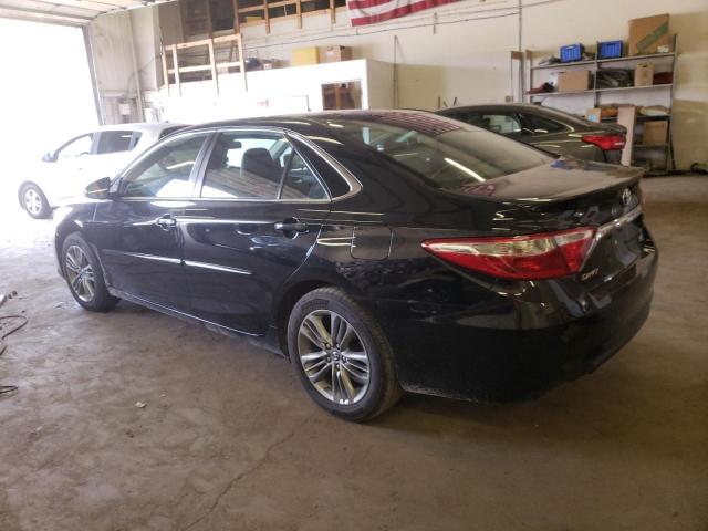 4T1BF1FK5HU329525 - 2017 TOYOTA CAMRY SE LE Siyah fotoğraf 2