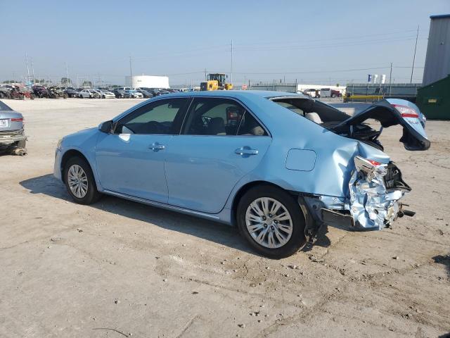 4T4BF1FKXDR306886 - 2013 TOYOTA CAMRY L BLUE photo 2