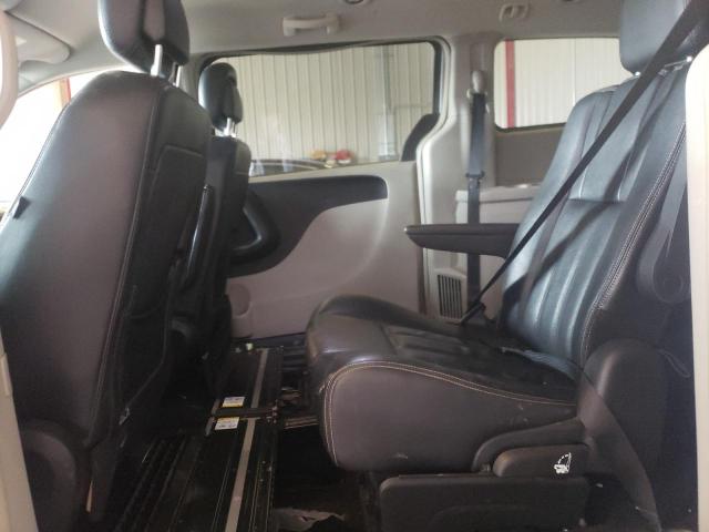 2C4RC1BG2DR720412 - 2013 CHRYSLER TOWN & COU TOURING SILVER photo 11