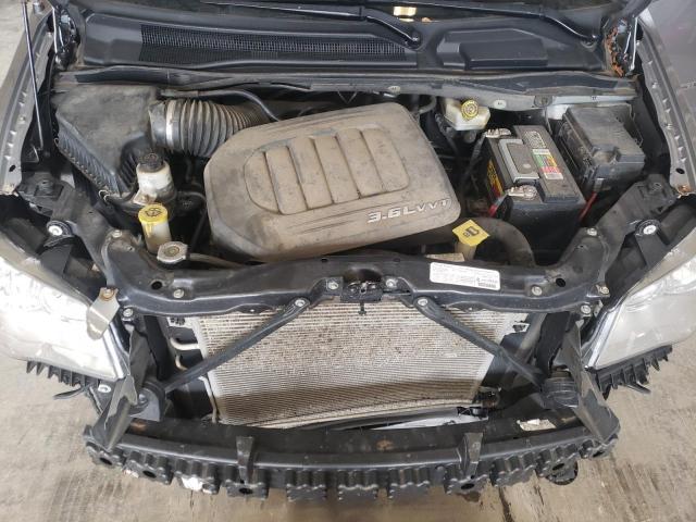 2C4RC1BG2DR720412 - 2013 CHRYSLER TOWN & COU TOURING SILVER photo 12