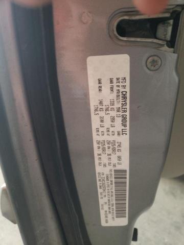 2C4RC1BG2DR720412 - 2013 CHRYSLER TOWN & COU TOURING SILVER photo 14