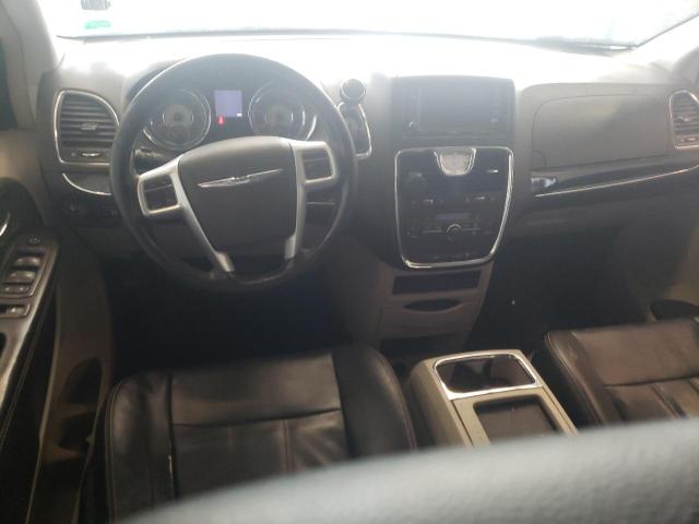 2C4RC1BG2DR720412 - 2013 CHRYSLER TOWN & COU TOURING SILVER photo 8