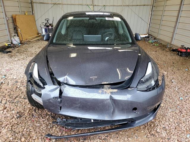 5YJ3E1EC8PF689644 - 2023 TESLA MODEL 3 Մոխրագույն լուսանկար 5
