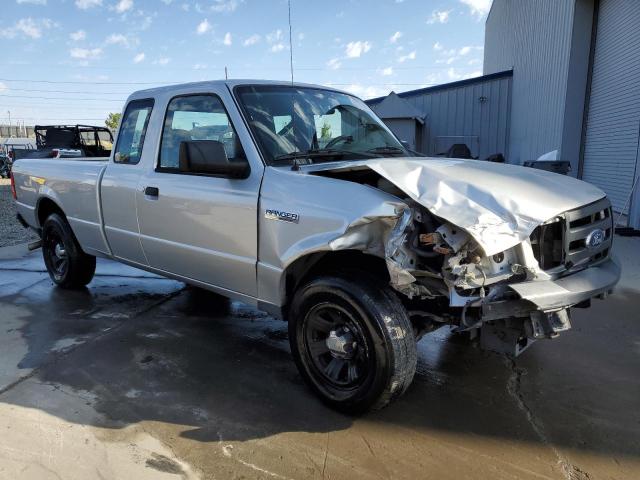 1FTKR1ED3BPA08507 - 2011 FORD RANGER SUPER CAB SILVER photo 4