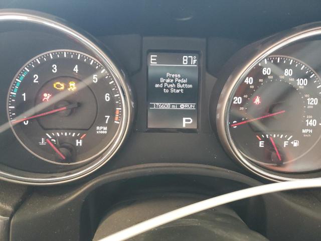 1C4RJFAG0DC519721 - 2013 JEEP GRAND CHER LAREDO SILVER photo 9