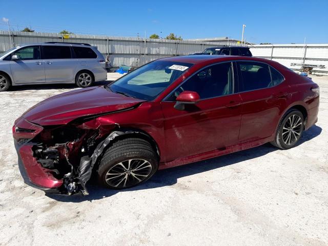 4T1B11HK4JU626643 - 2018 TOYOTA CAMRY L RED photo 1