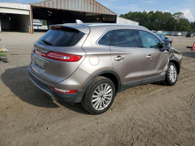 5LMCJ1C95KUL09204 - 2019 LINCOLN MKC BLACK photo 3