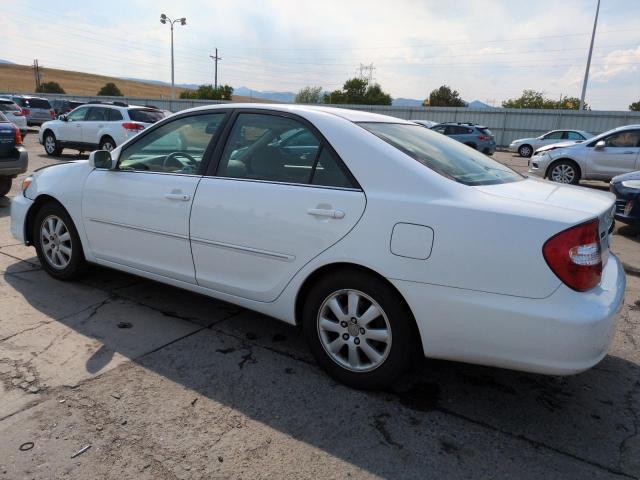 4T1BE30K24U319651 - 2004 TOYOTA CAMRY LE WHITE photo 2
