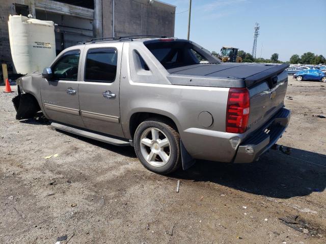 3GNTKFE70CG208189 - 2012 CHEVROLET AVALANCHE LT GRAY photo 2