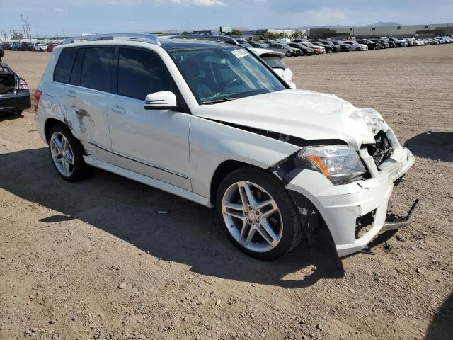 WDCGG8HB2BF679231 - 2011 MERCEDES-BENZ GLK 350 4MATIC WHITE photo 4