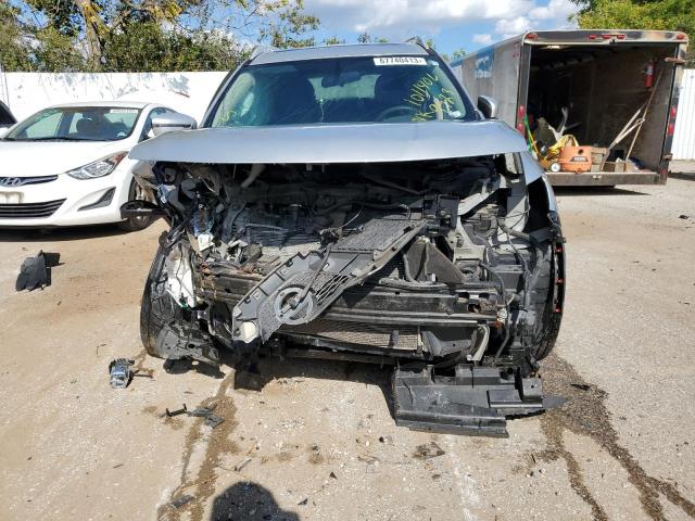 5N1AT2MV7GC917096 - 2016 NISSAN ROGUE S SILVER photo 5