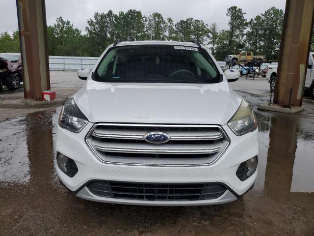 1FMCU0GD0JUC36826 - 2018 FORD ESCAPE SE თეთრი ფოტო 5