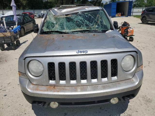 1C4NJRFB5CD613437 - 2012 JEEP PATRIOT LATITUDE SILVER photo 5