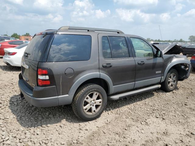 1FMEU73846UA73650 - 2006 FORD EXPLORER XLT GRAY photo 3