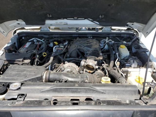 1C4BJWEG5FL690544 - 2015 JEEP WRANGLER U SAHARA WHITE photo 12