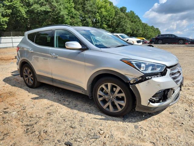 5XYZWDLAXHG466073 - 2017 HYUNDAI SANTA FE S Сріблястий фото 4
