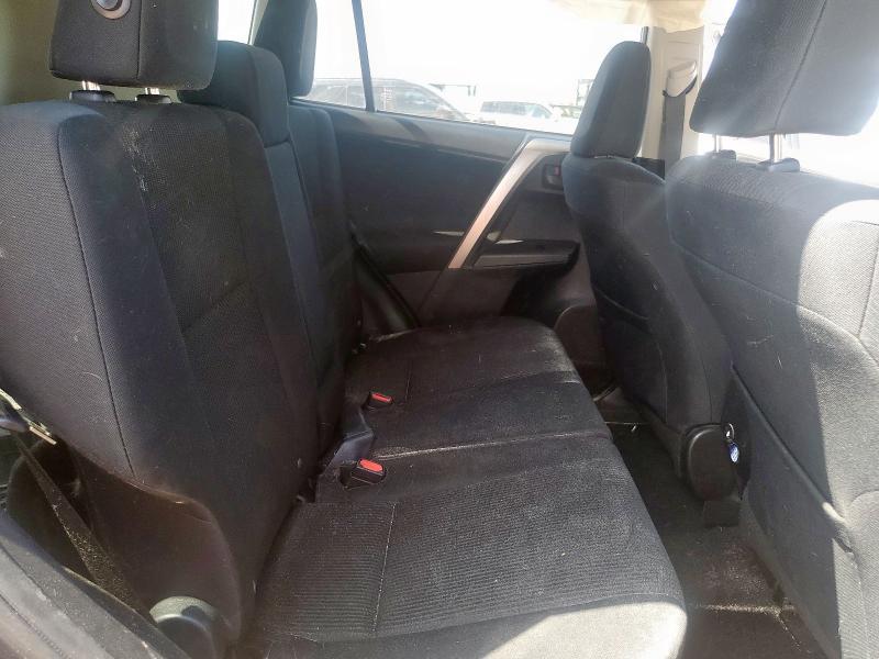 JTMZFREV3JJ738594 - 2018 TOYOTA RAV4 LE Մոխրագույն լուսանկար 11