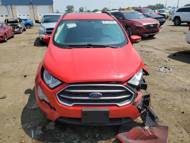 MAJ6P1UL1JC215702 - 2018 FORD ECOSPORT SE Красный фото 5