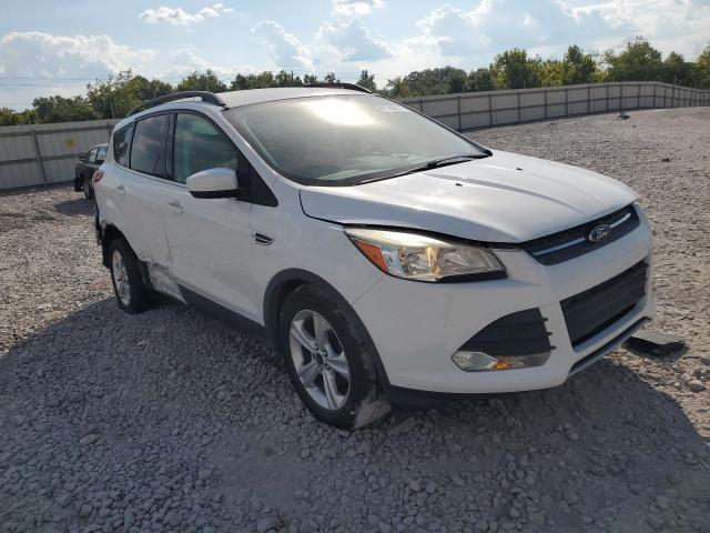 1FMCU0GX8GUA26347 - 2016 FORD ESCAPE SE WHITE photo 4