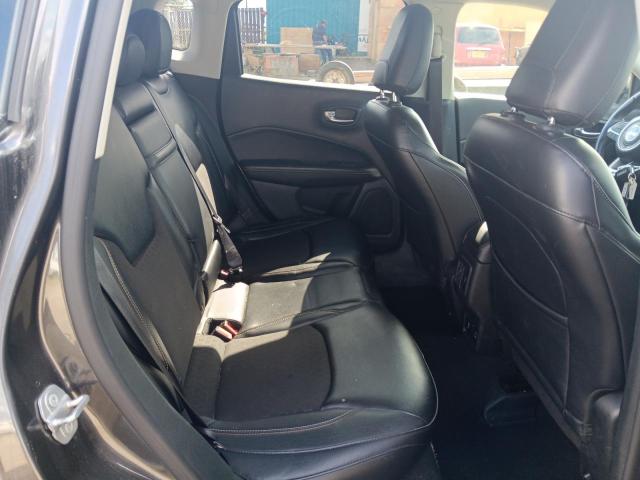 3C4NJDBB8HT628086 - 2017 JEEP COMPASS LATITUDE Сұр фото 10