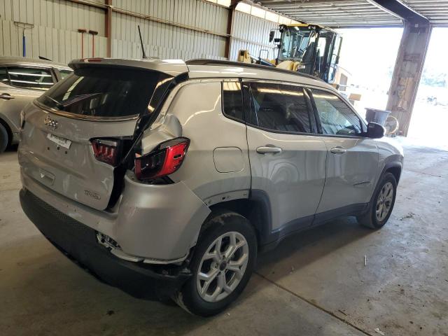 3C4NJDBNXST591737 - 2025 JEEP COMPASS LATITUDE SILVER photo 3