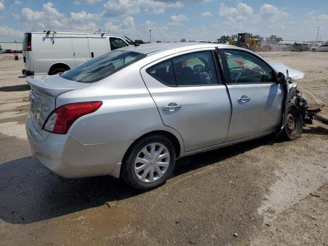 3N1CN7AP2DL865261 - 2013 NISSAN VERSA S SILVER photo 3