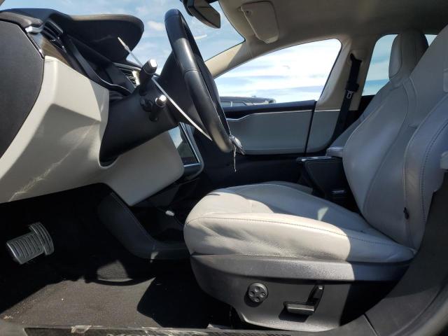 5YJSA1E40FF106806 - 2015 TESLA MODEL S 黑色 照片 7