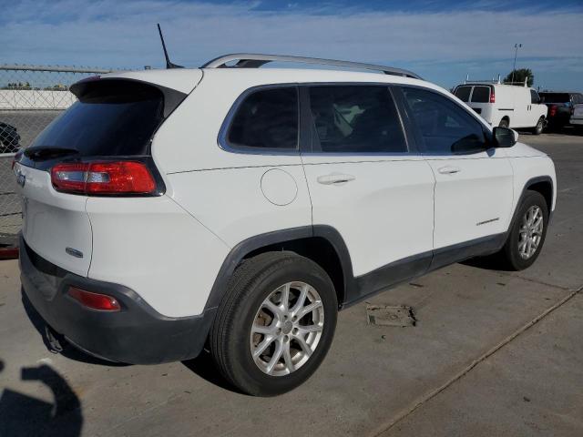 1C4PJMCB1HW501195 - 2017 JEEP CHEROKEE LATITUDE WHITE photo 3