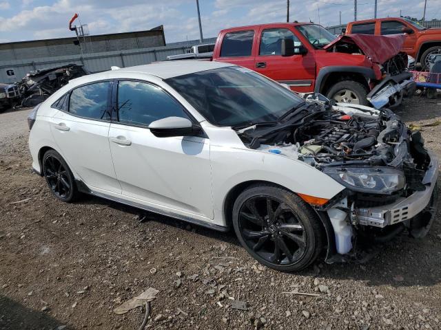 SHHFK7H40JU221300 - 2018 HONDA CIVIC SPORT WHITE photo 4