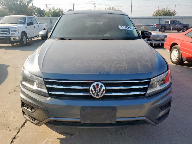 3VV1B7AX2KM185737 - 2019 VOLKSWAGEN TIGUAN S GRAY photo 5