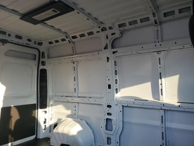 3C6LRVCG9RE129617 - 2024 RAM PROMASTER 2500 HIGH Blanc photo 10