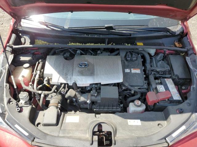 JTDKARFU8H3533017 - 2017 TOYOTA PRIUS RED photo 11