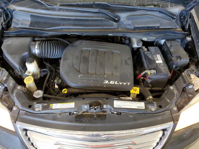 2A4RR8DG2BR656108 - 2011 CHRYSLER TOWN & COU TOURING L GRAY photo 12