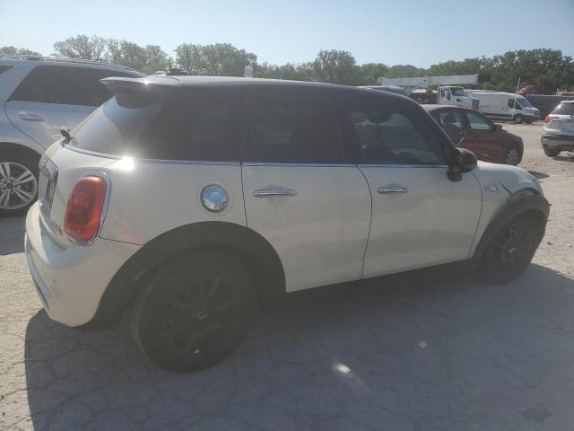 WMWXU3C57J2F50846 - 2018 MINI COOPER S BEIGE photo 3