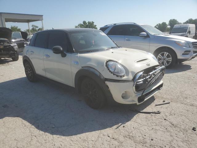 WMWXU3C57J2F50846 - 2018 MINI COOPER S BEIGE photo 4